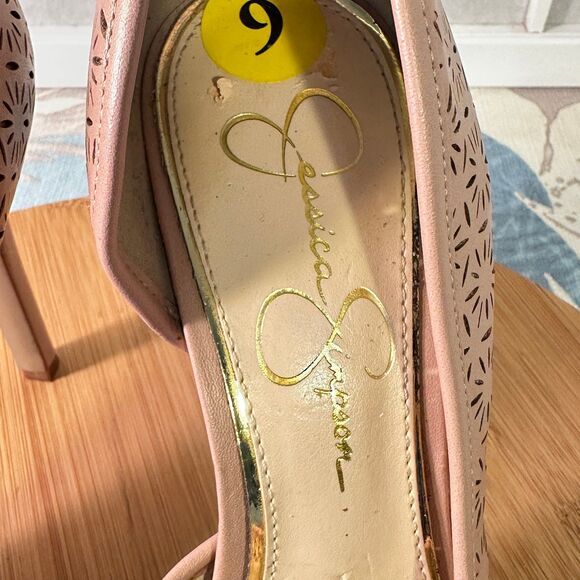 Jessica Simpson Heels Size 9 - Picture 11 of 13